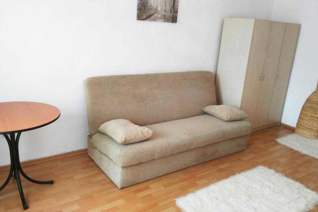First couch expandable to sleep two persons