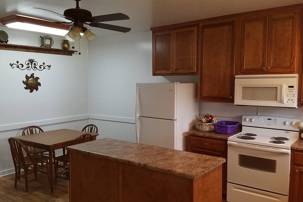 Fully equipped kitchen