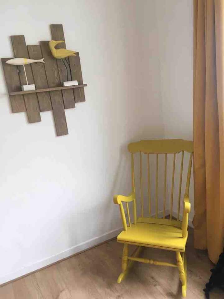 غرفة نوم مزدوجة منخفضة