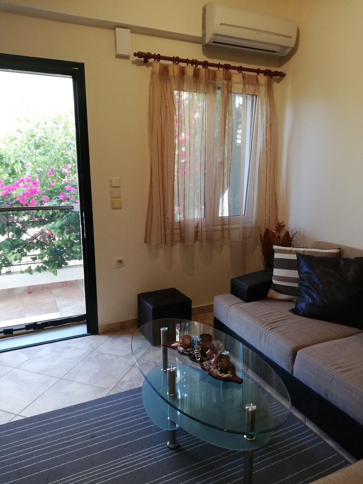 غرفة المعيشة