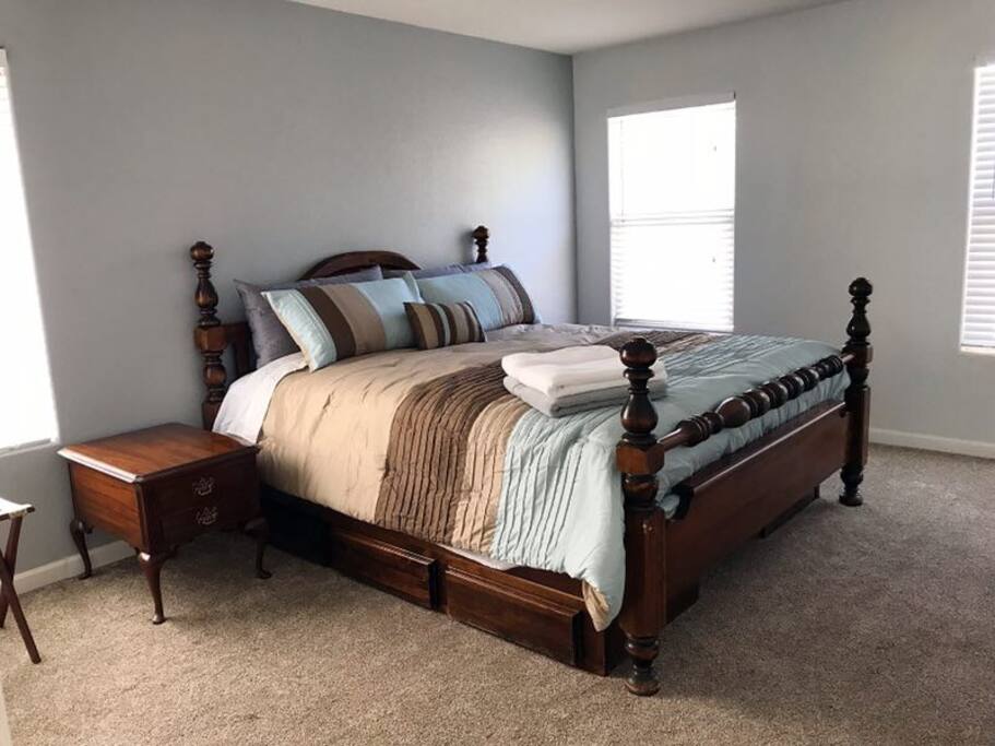 Downstairs master bedroom with King size Bed