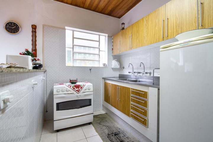 House in the center of Vila Capivari. great for family