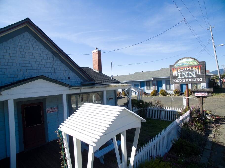 Westport Inn Bed and Breakfast. Private rooms on the right and main office/house has breakfast items like tea, coffee, croissants, muffins, etc. Short walk to the beach and amazing cliff view.