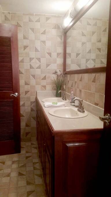 Ensuite Bathroom, 2nd Master bedroom