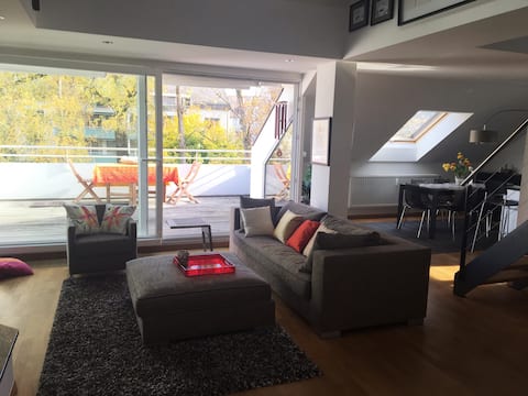 Modern cosy spacious Loft