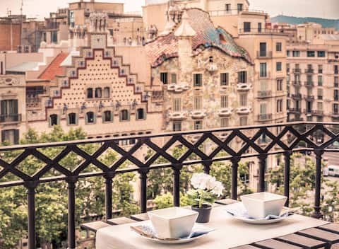 Airbnb con mejor rendimiento: UNIQUE PASEO DE GRACIA CASA BATLLÓ en La Dreta De L'eixample