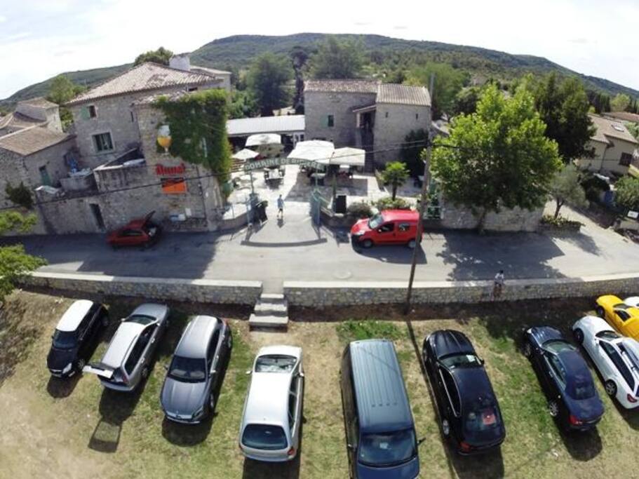 Entrée Domaine de Ribière