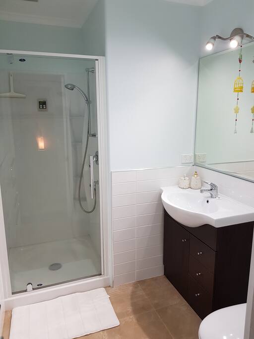 En-suite bathroom