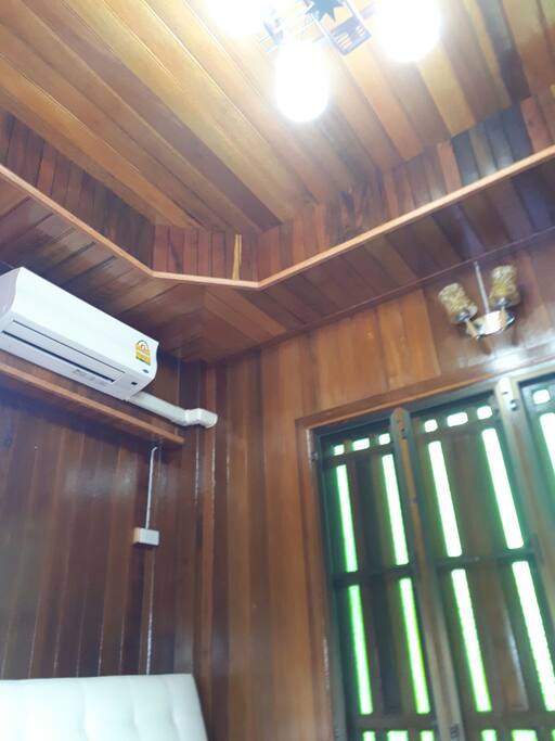 แอร์ปรับอากาศภายใน