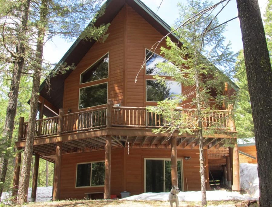 Large porch at the back with a beautiful view of the forest with privacy and tranquility.