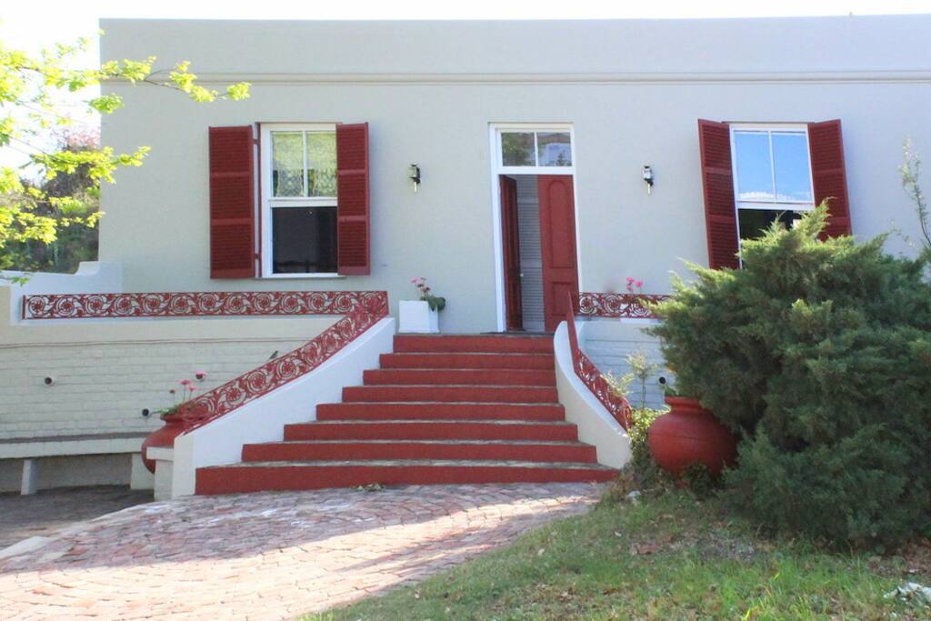 Front entrance to the cottage.