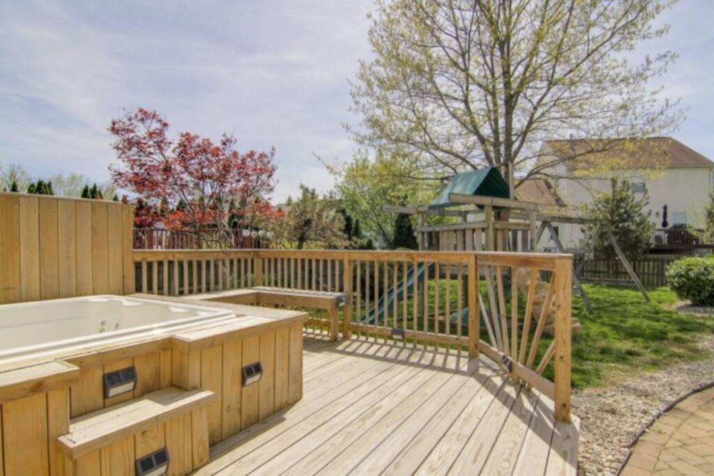 Hot tub and private backyard.