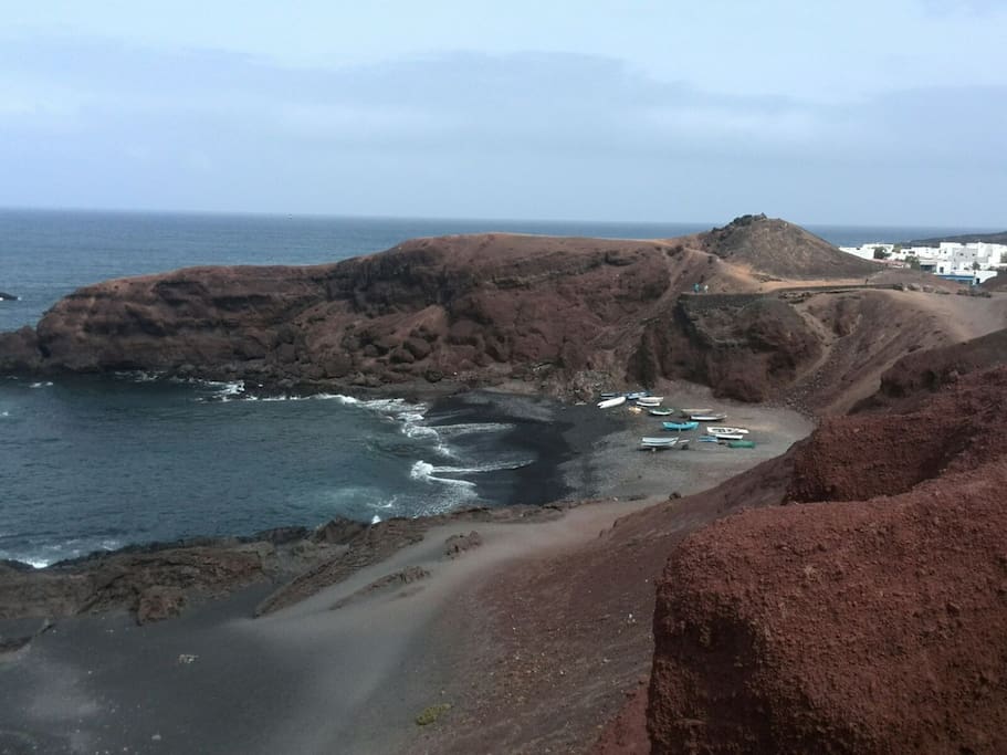 En solo 10 minutos llegamos a el Golfo, sitio para deleitarse con sus bellos paisajes y pasar un día inolvidable.