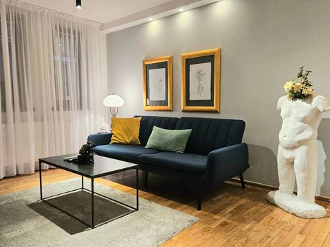Charming Apartment 1'46" in the Centre of Sarajevo
