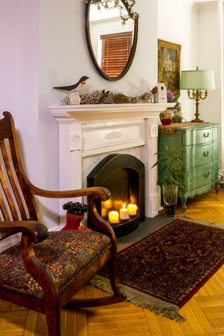 Decorative fireplace (candles only)