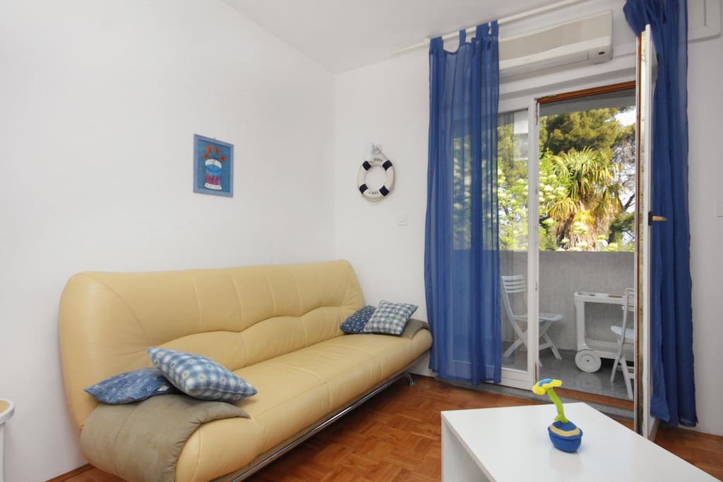 Living room, Surface: 9 m²