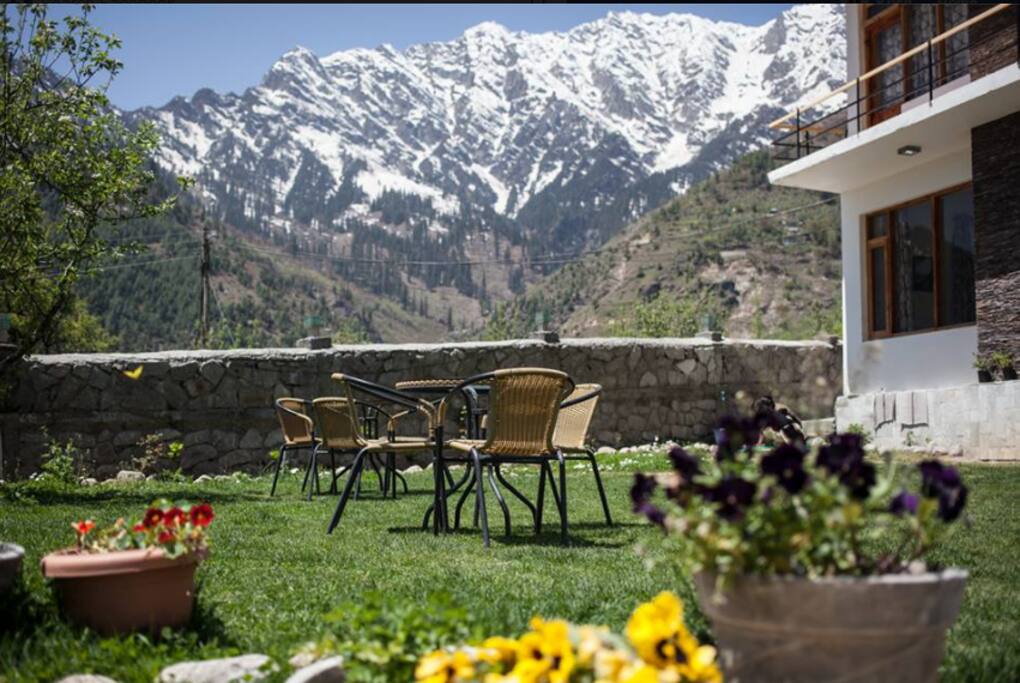 Enjoy a cup of tea or just stare at the magnificent surroundings in our beautiful garden.
