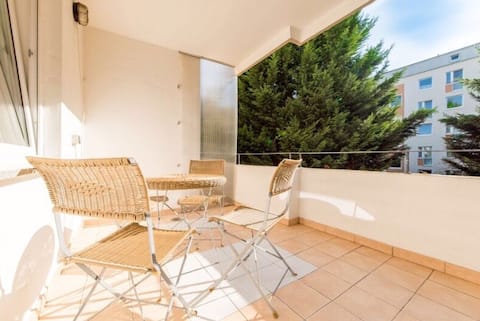 Beliebte Airbnb-Anzeige: Beautiful 3-room apartment trade fair, center & MHH close in Mittelfeld