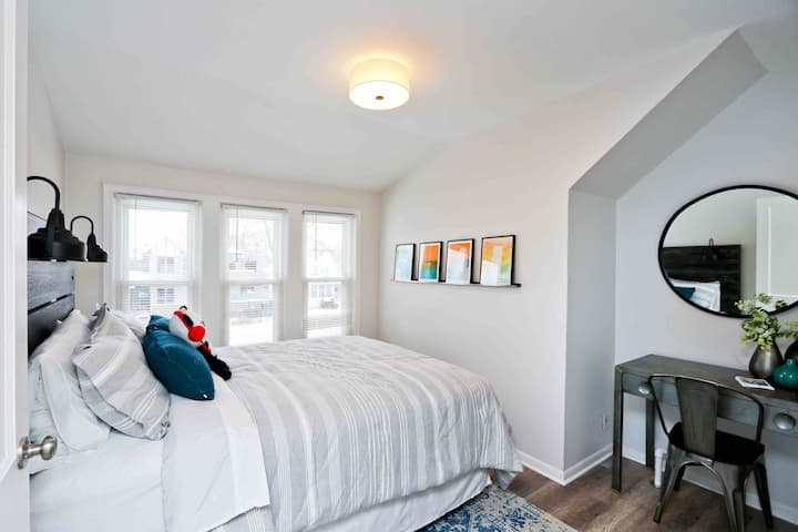 Beautiful bedroom with very comfortable quality queen size mattress and linens.  