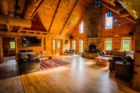 10-Acre Event Venue | Sleeps 26 | Near Killington