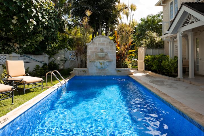 Blue Sky Luxe managed Airbnb listing 3