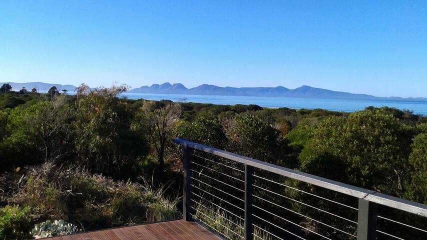 The Pines Retreat, Dolphin Sands, Australia gallery image 3