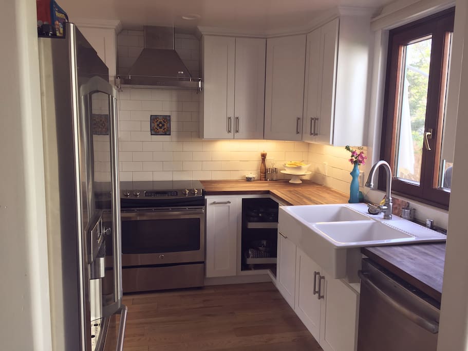 Open kitchen plan with reverse osmosis filtered water throughout the house