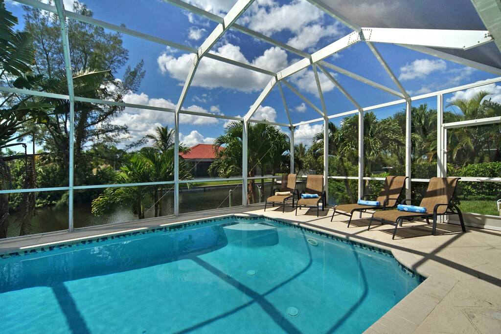 Wischis Florida Home - Vacation Rentals Cape Coral I Property Management I Real Estate