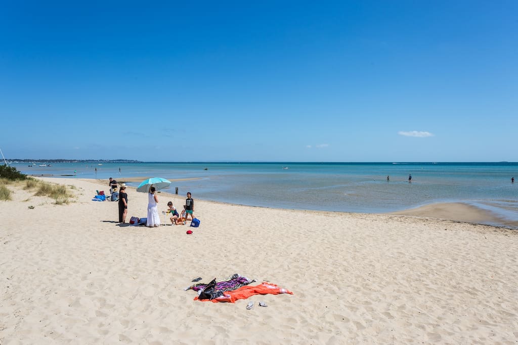 Tranquil Tyrone Beach 5 min walk away.