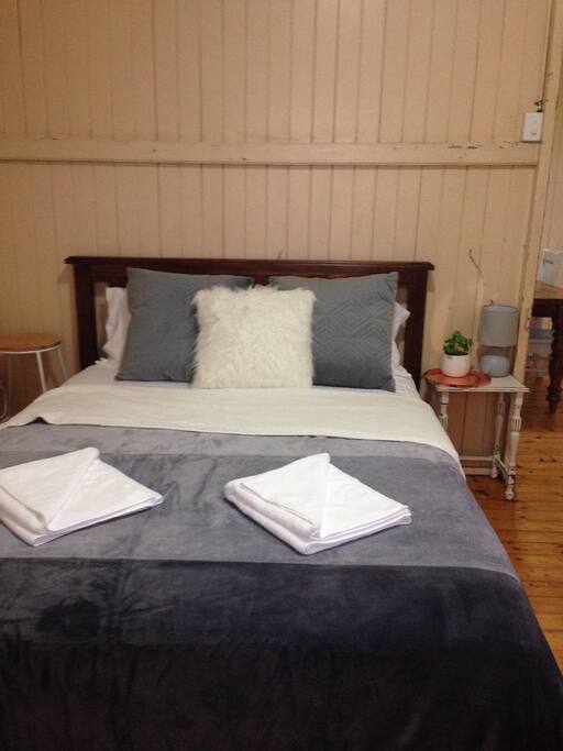 Main Queen bedroom