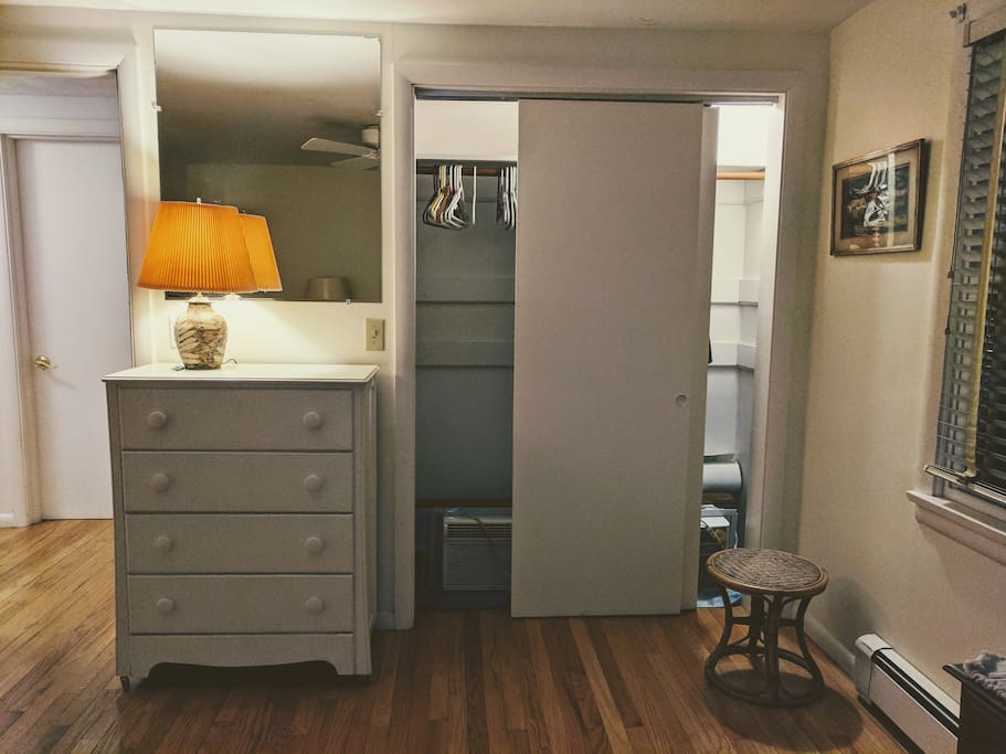 6 ft closet
