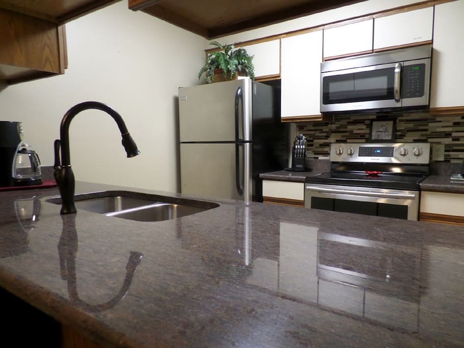 beautiful finishes make this unit a delight!