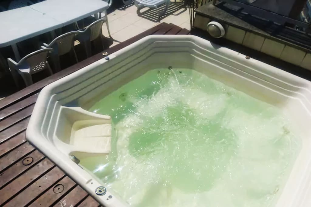Jacuzzi