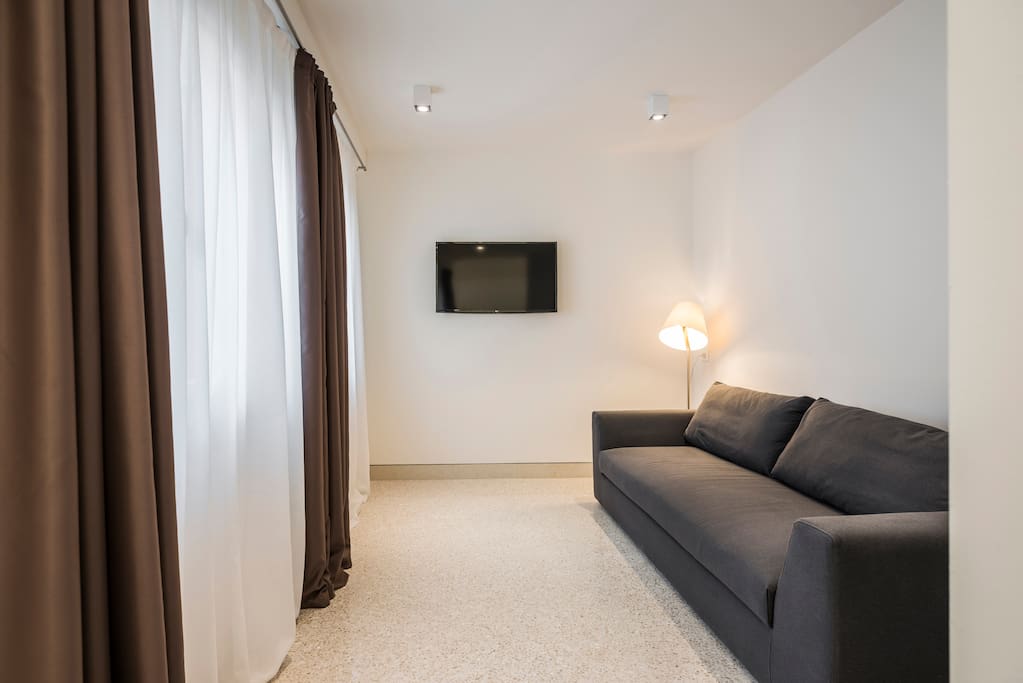MyPlace Campo Santa Margherita Terrace Apartment- zona giorno