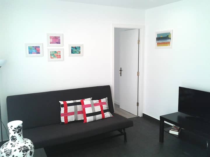 Quiet Apartament In Quiet Yard - Nazaré