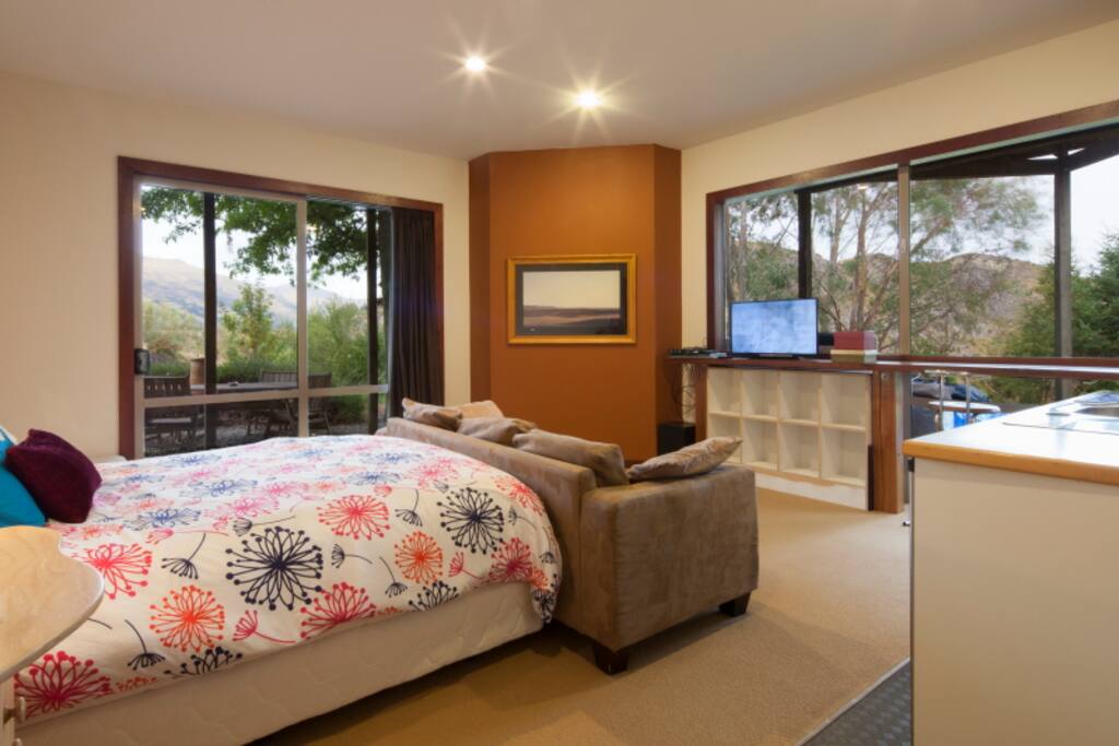 Self contained with all amenities and spectacular views