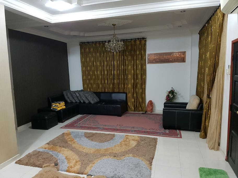 Air-conditioned Living Hall