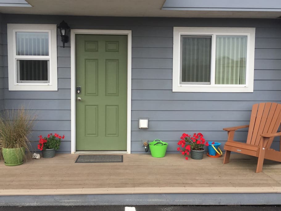Welcome to Green Door!