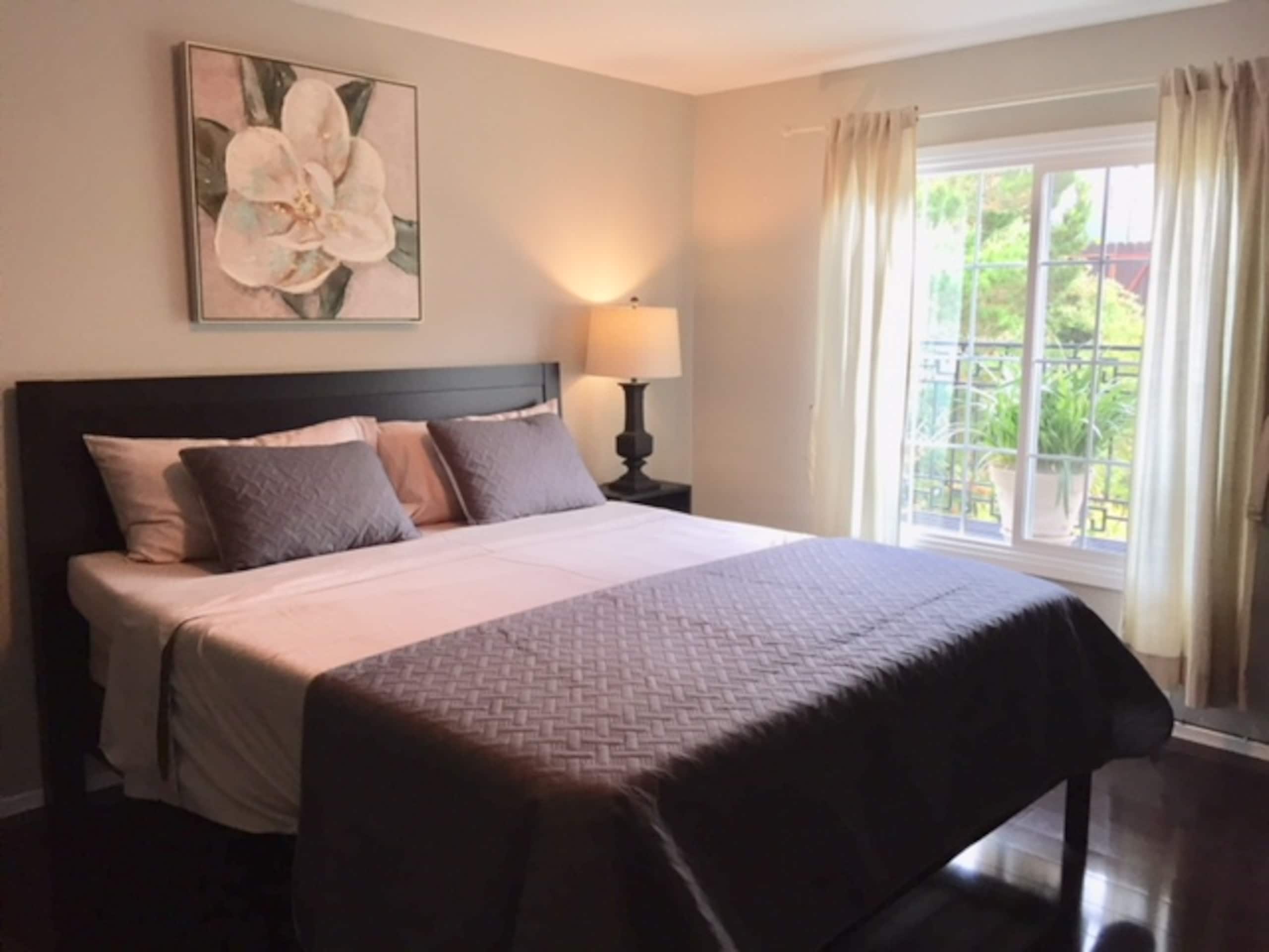 Home in San Francisco · ★4.93 · 3 bedrooms · 5 beds · 2 baths - Image 31