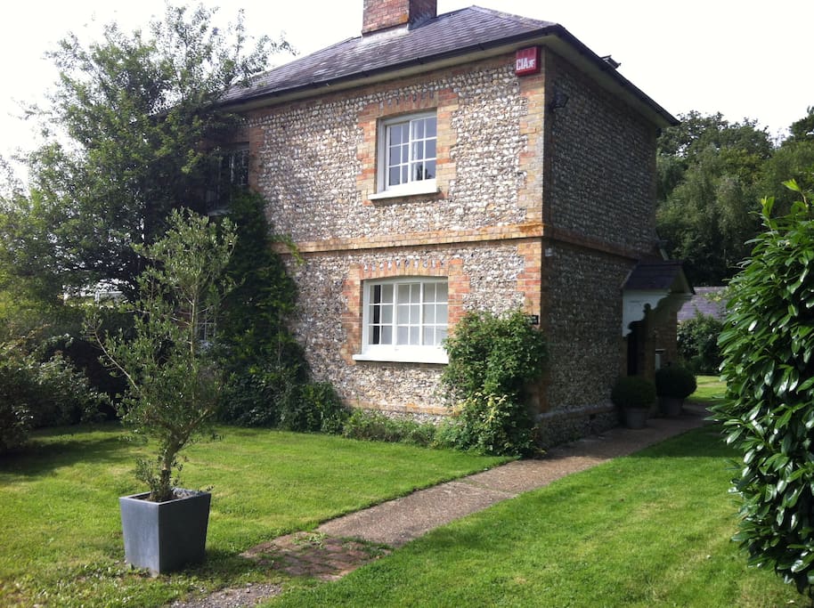 Early Flint House.