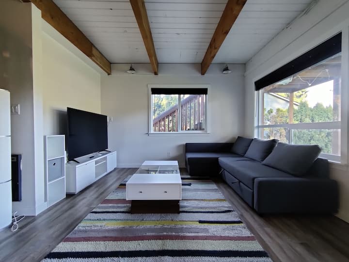 סלון נקי ומודרני