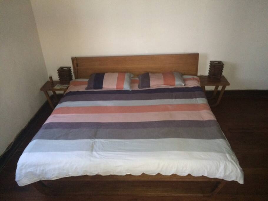 chambre avec lit King size