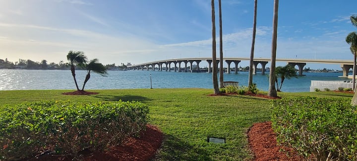 Isla Del Sol - Beautiful ground-floor apartment - Apartments for Rent ...