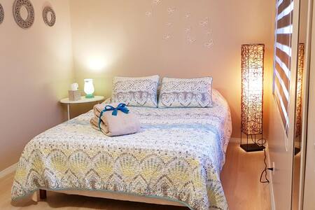 Habitacion Tranquila y Comoda con Entrada Privada