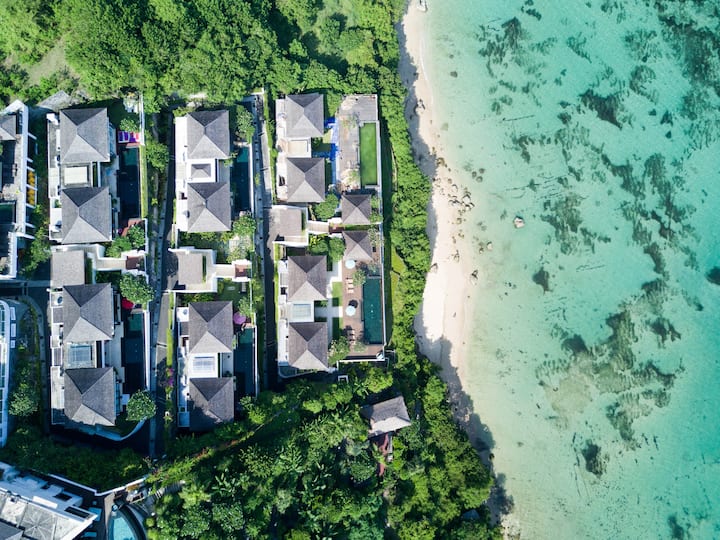 Nusa Dua's Serene Ocean-View Villa & Infinity Pool