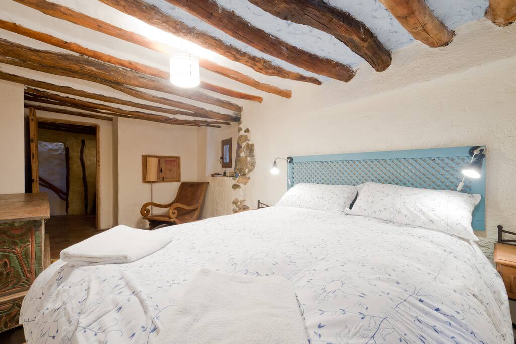 Spacious bedroom with double bed