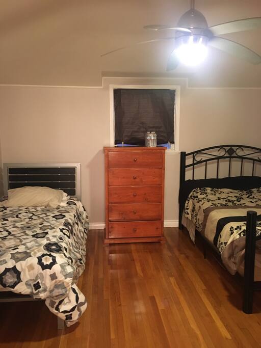 2 beds