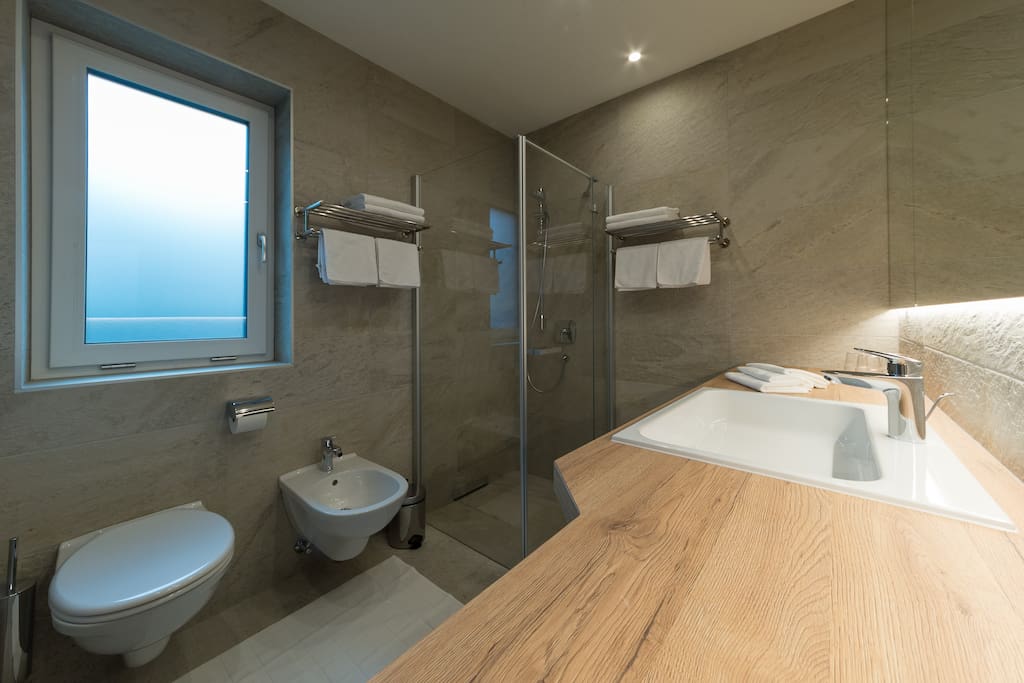 Badezimmer Bagno Bathroom