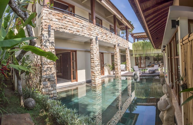 Central Canggu 2: walk to beach, shops, food