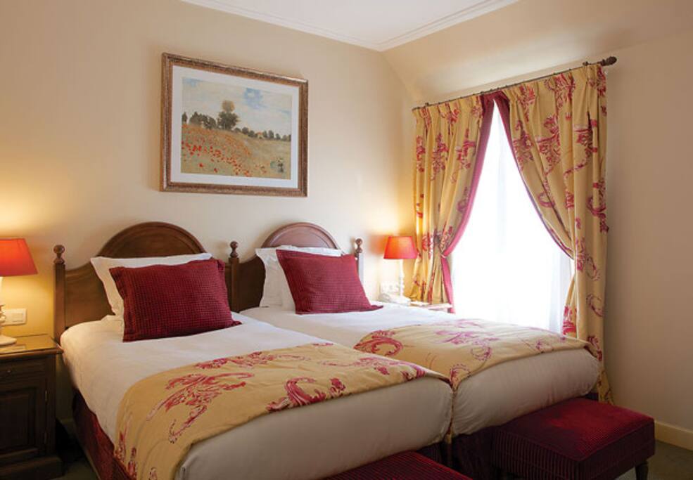 Bed2
